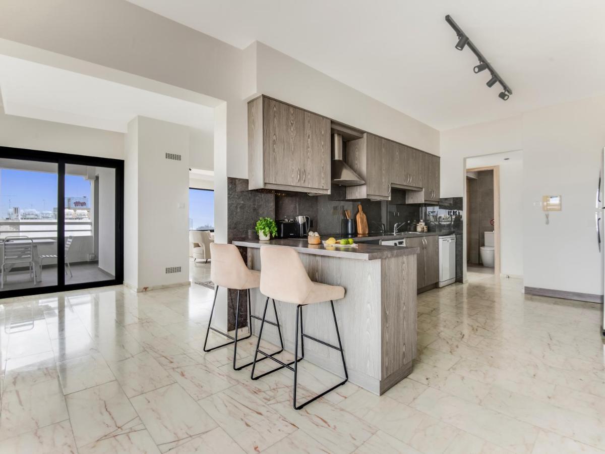 Sanders Coral Court Penthouse - Cute 3-Bedroom Apartment With Balcony Limassol Exterior foto
